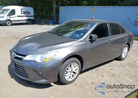 2017 Toyota Camry Le z USA, uszkodzony, nr VIN 4T1BF1FK5HU395699